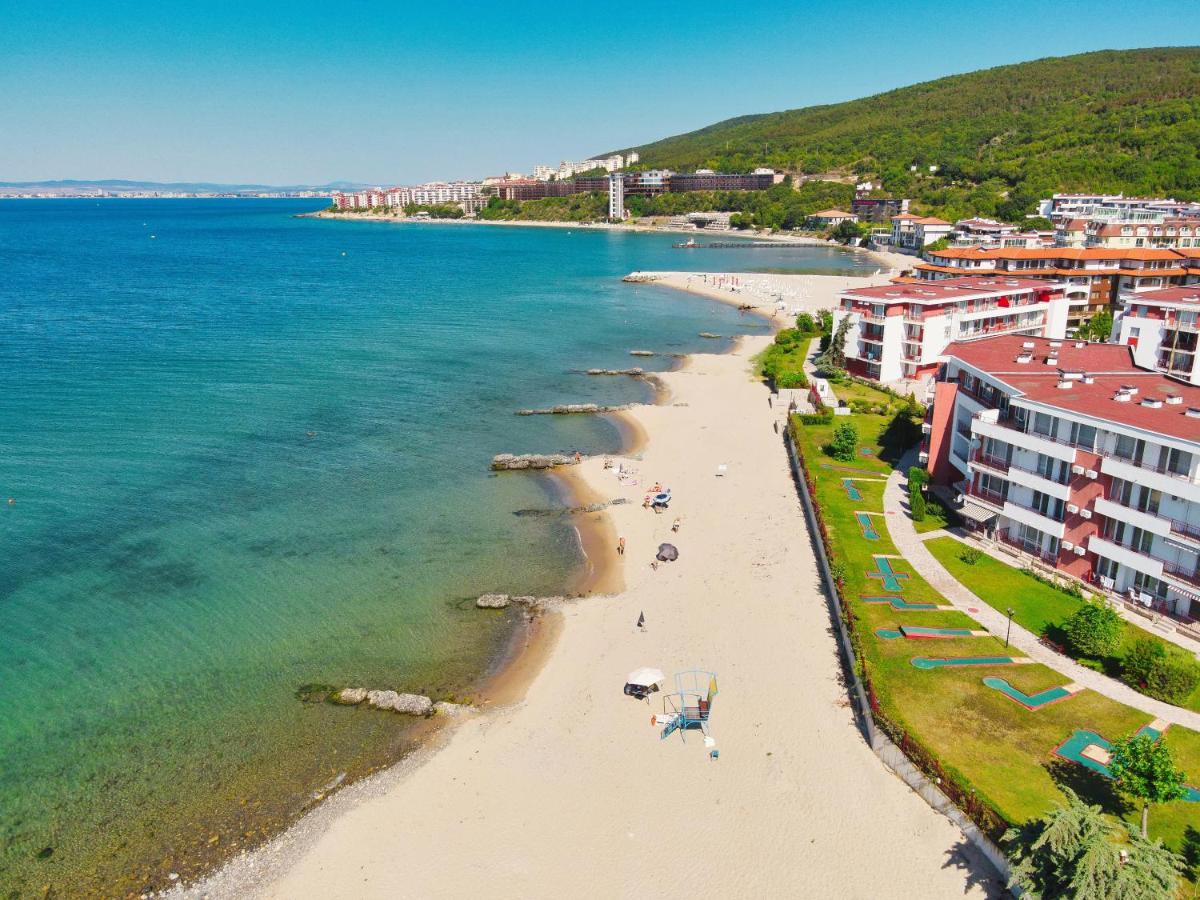 Privilege Fort Beach Apartments Sveti Vlas Luaran gambar