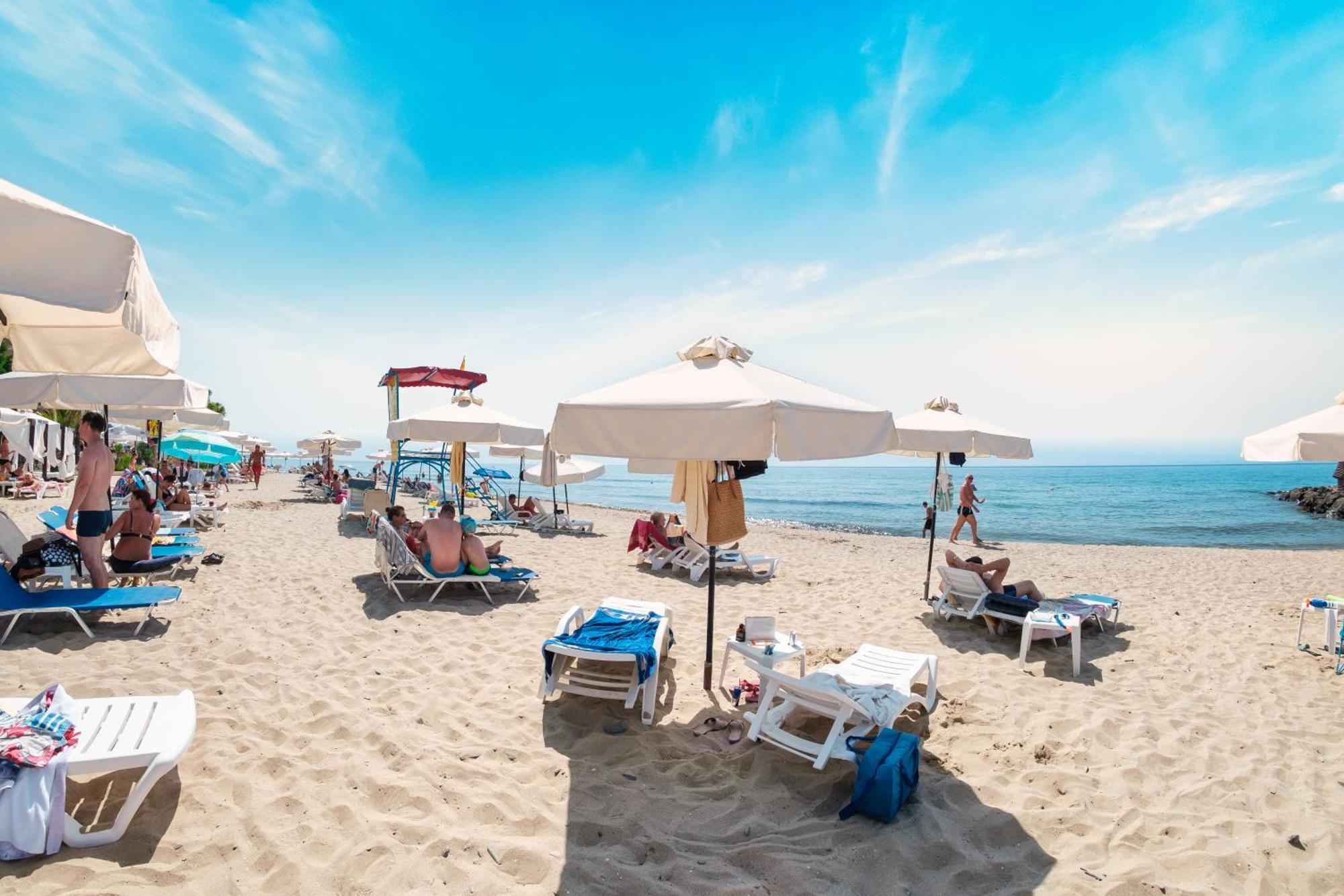 Privilege Fort Beach Apartments Sveti Vlas Luaran gambar