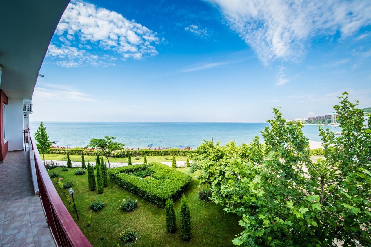 Privilege Fort Beach Apartments Sveti Vlas Luaran gambar